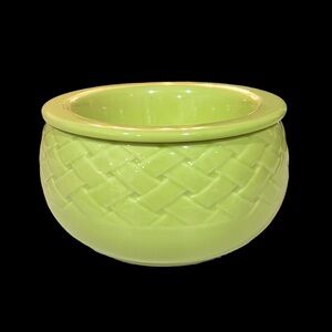 Tastefully Simple Basketweave Lime Green Dip Chiller Bowl